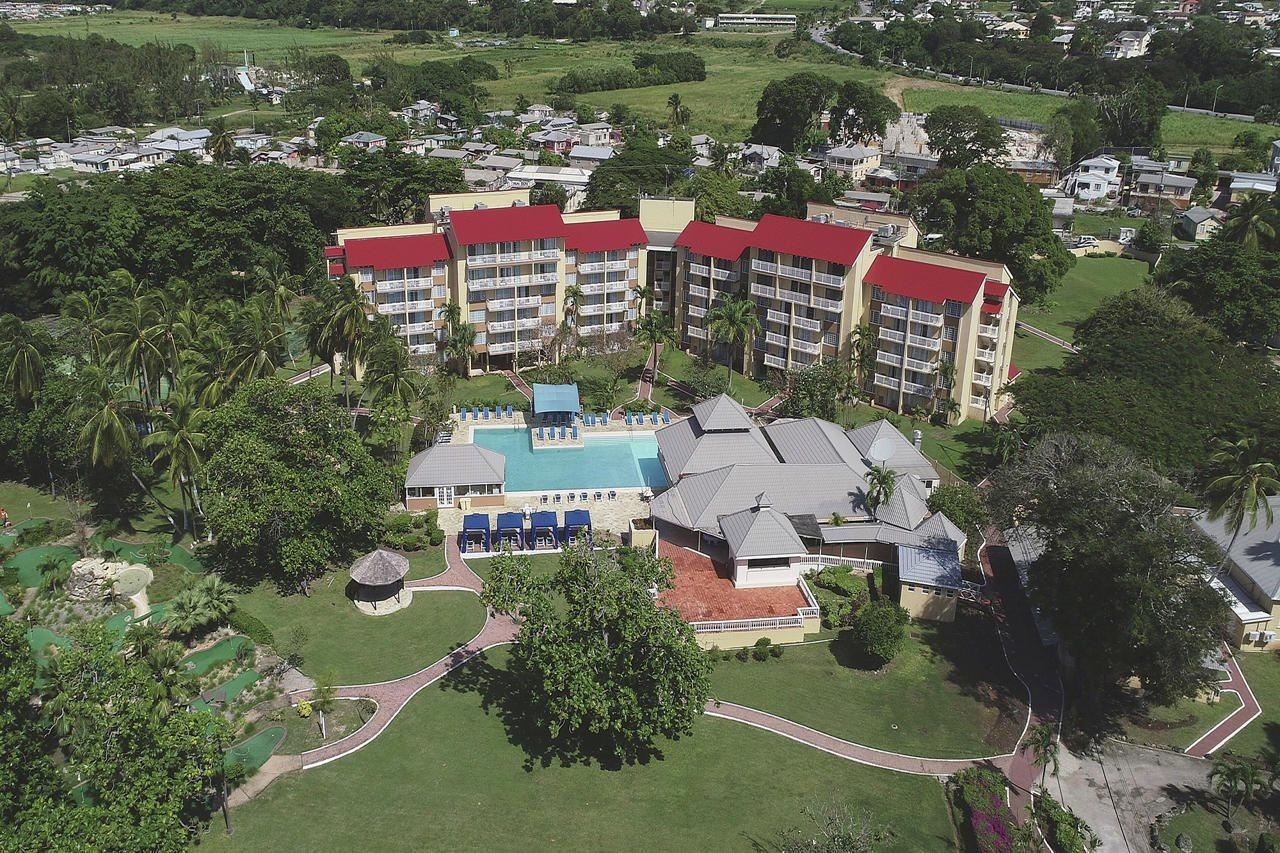 Divi Southwinds Beach Resort Christchurch Eksteriør billede