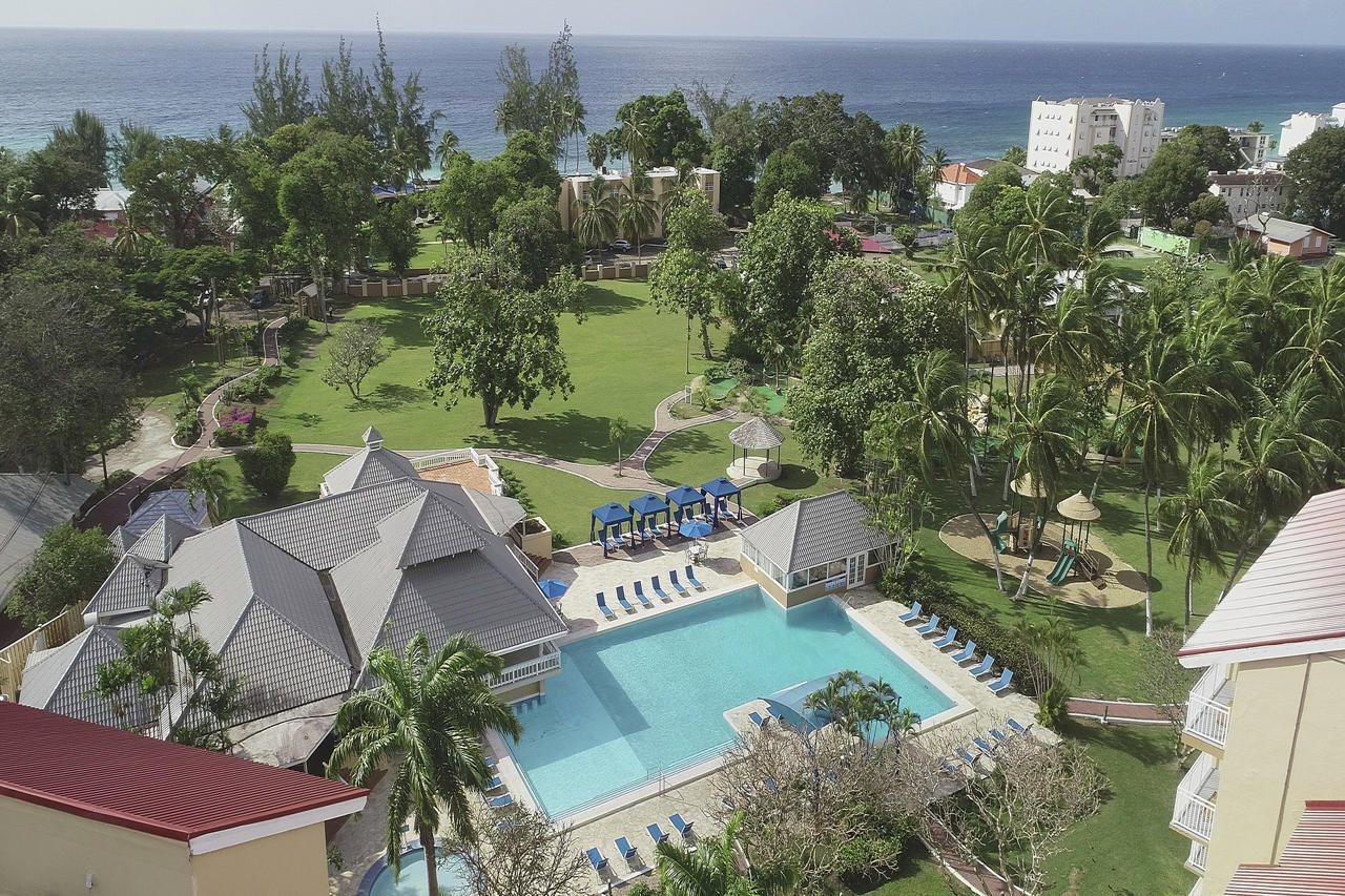 Divi Southwinds Beach Resort Christchurch Eksteriør billede