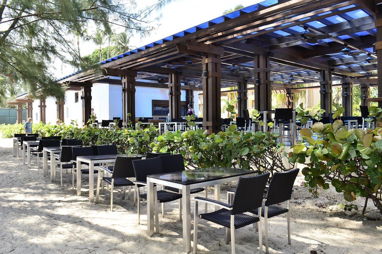 Divi Southwinds Beach Resort Christchurch Eksteriør billede